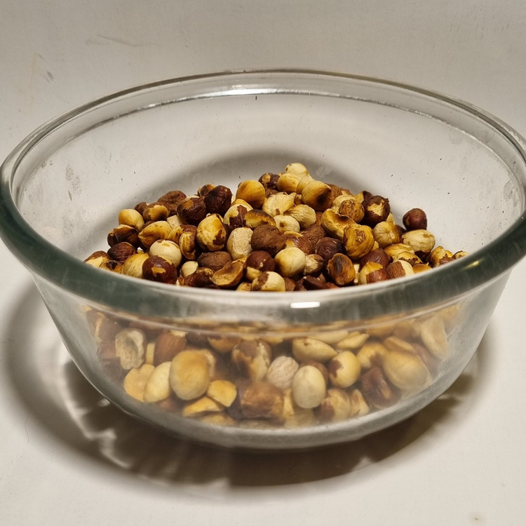کره فندق خالص و طبیعی اَوسینا