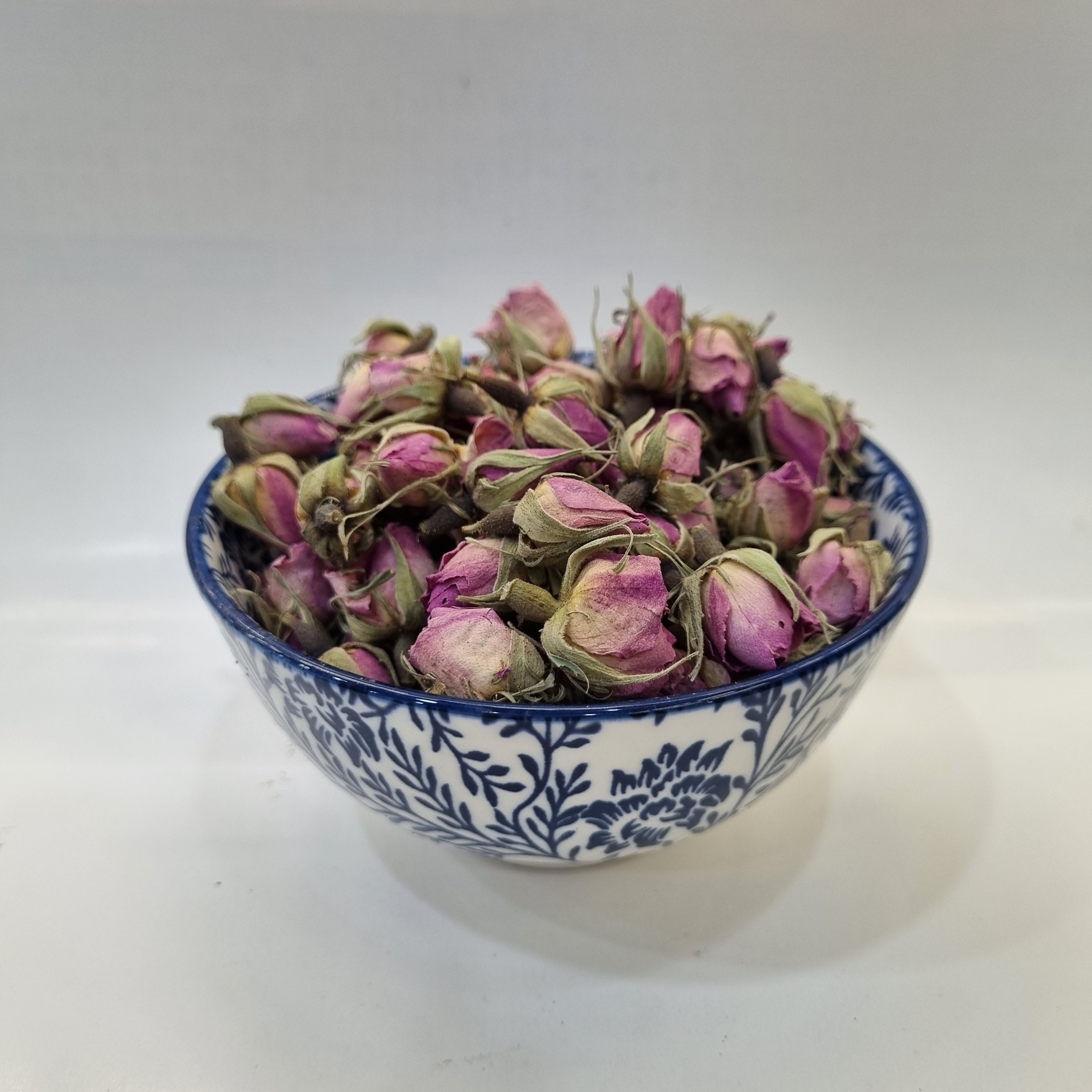 غنچه گل محمدی اَوسینا